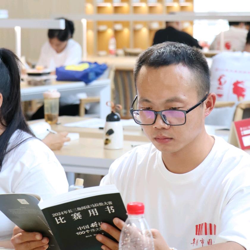 阜阳美邦装饰二哥