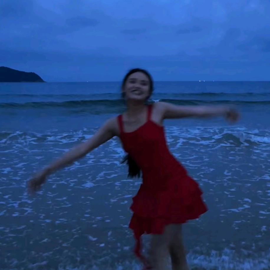 小意.