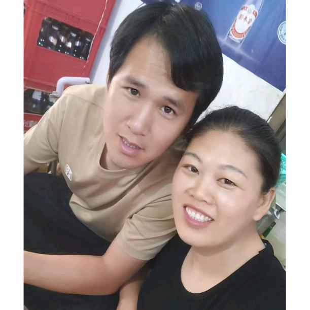 黑土爱白云