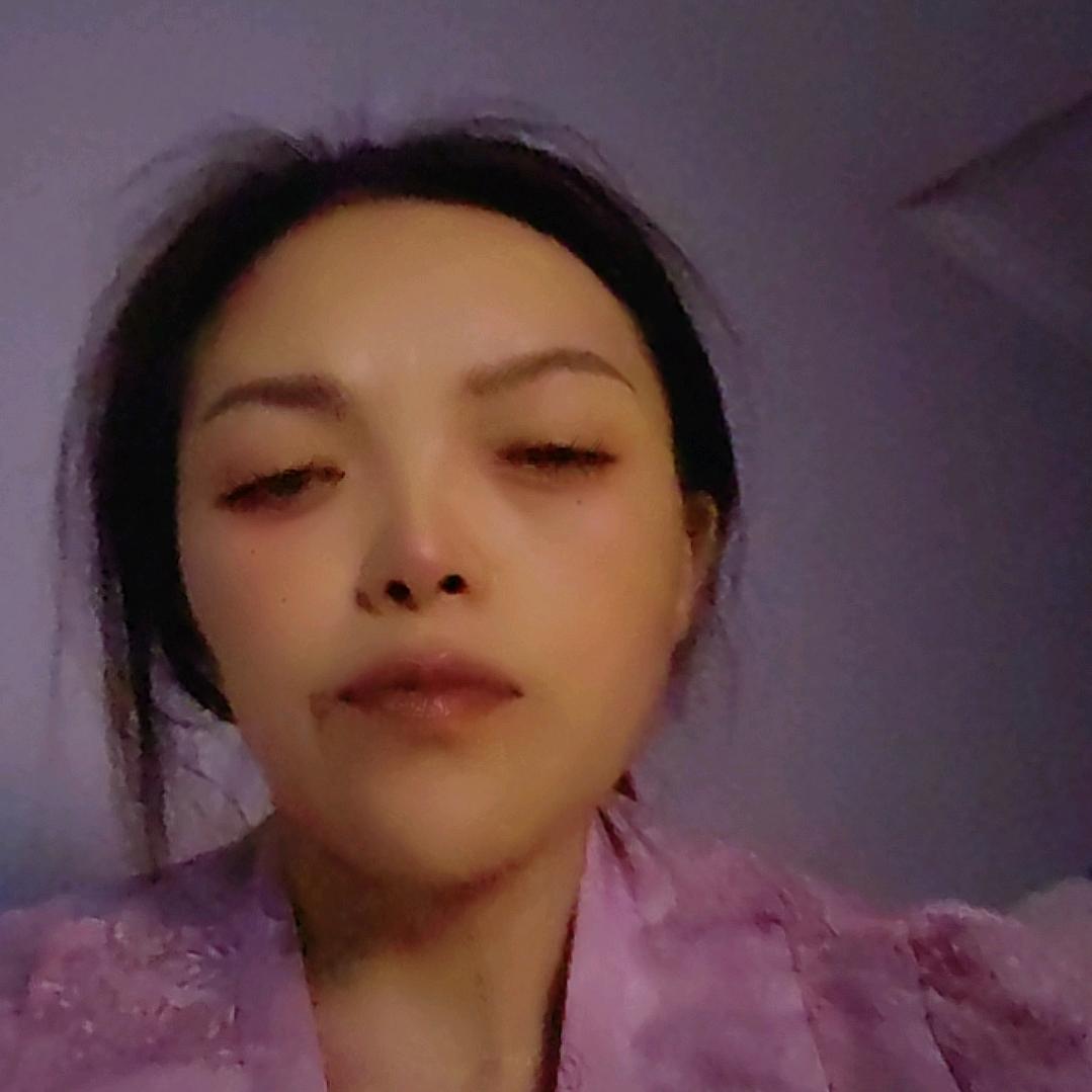 秀秀。