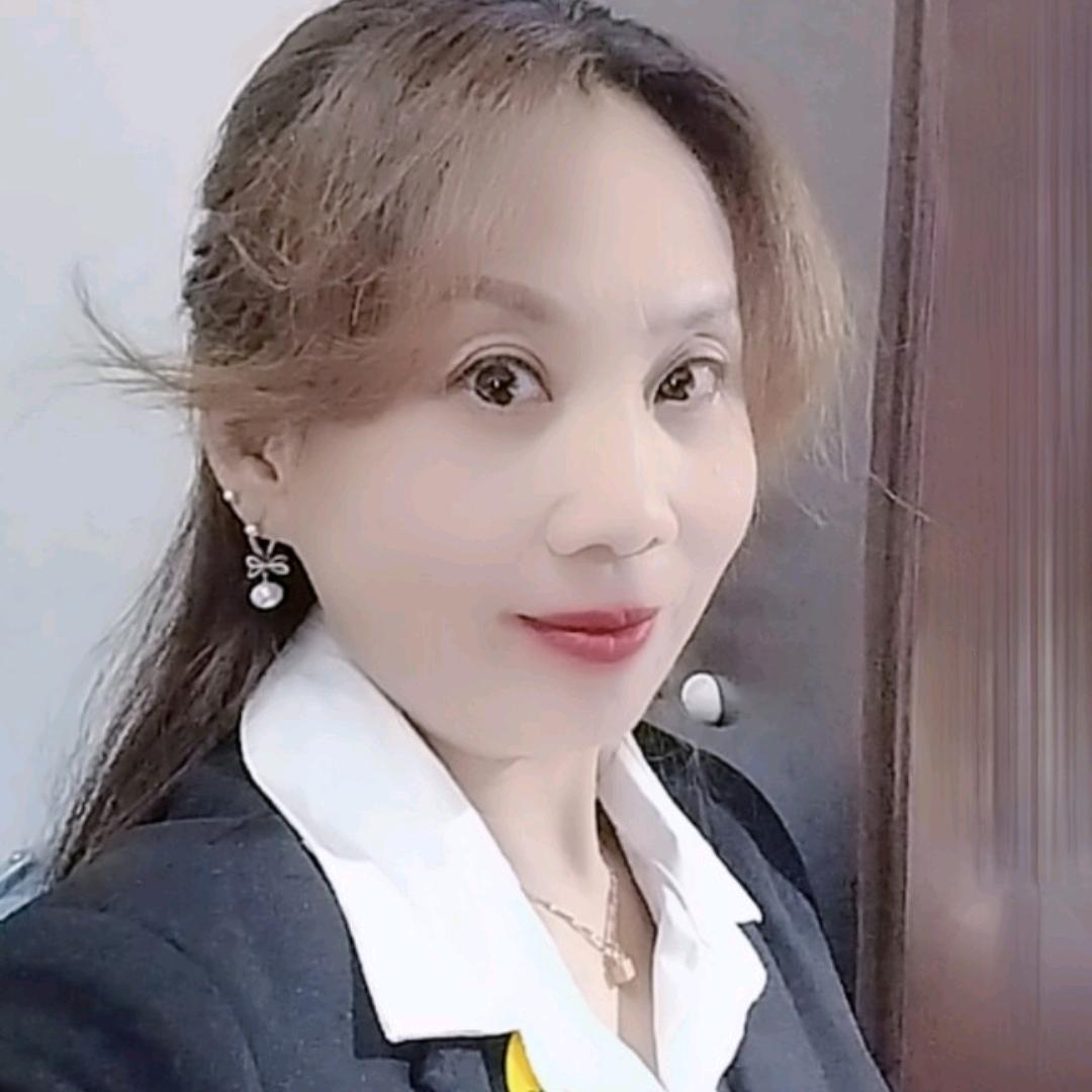 九盛灞桥店童装主管-鹿鹿