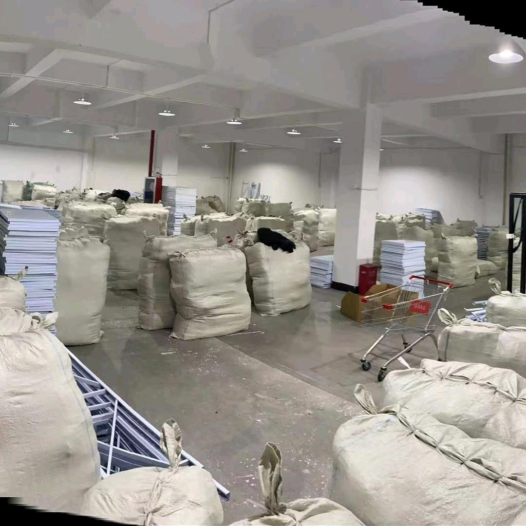 宝儿服饰@库存品牌网红💄款收售