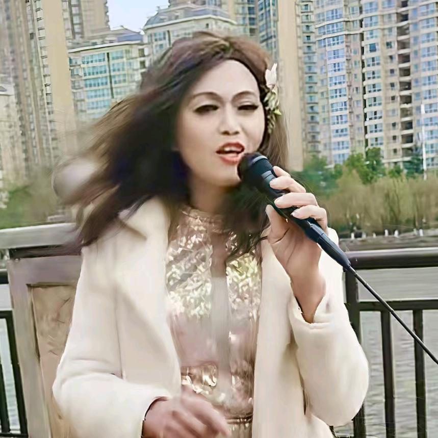 宁乡网红小姐姐