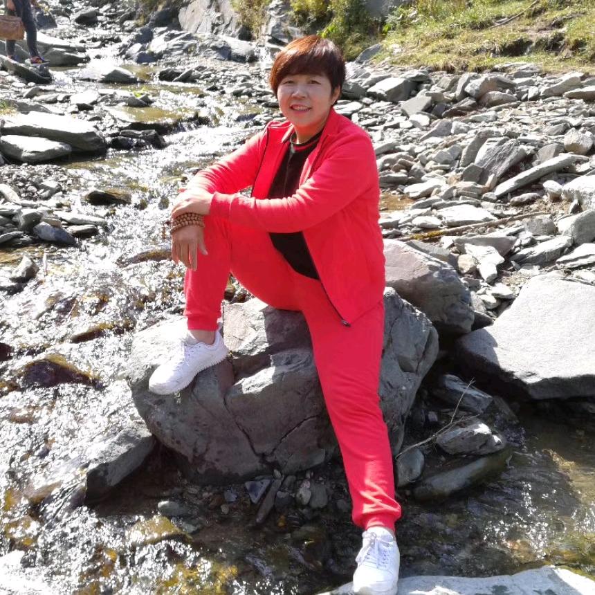 上海高端家政招聘  月月老师