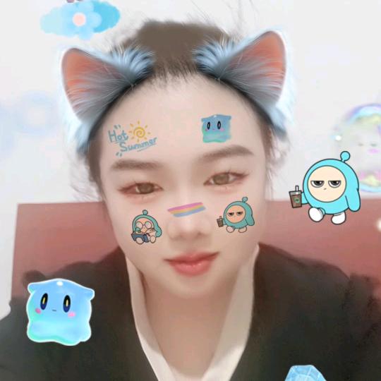 别伸手，那不是你的