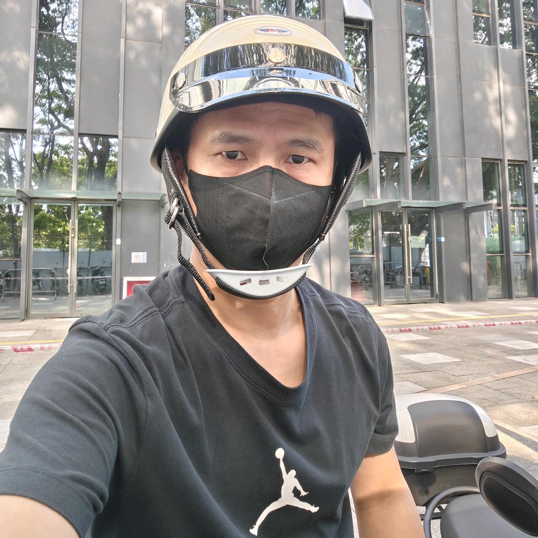 白马银枪飘如诗
