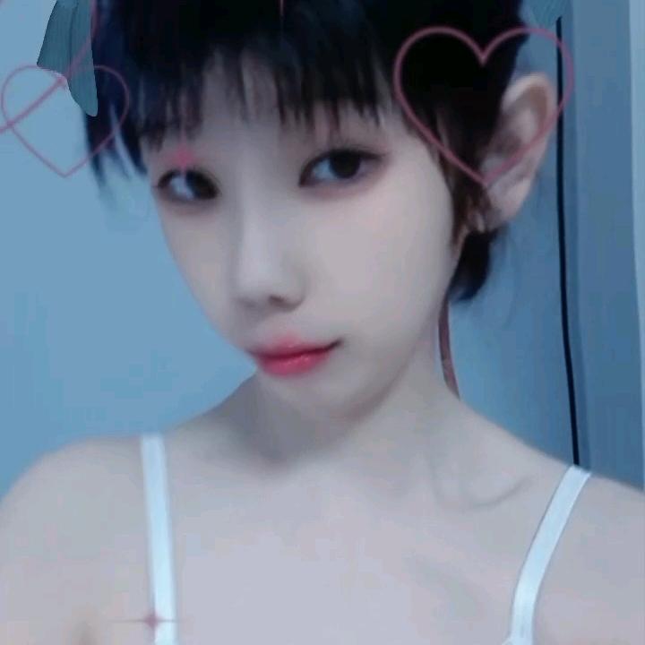 蓝翔开挖机塔吊小师妹
