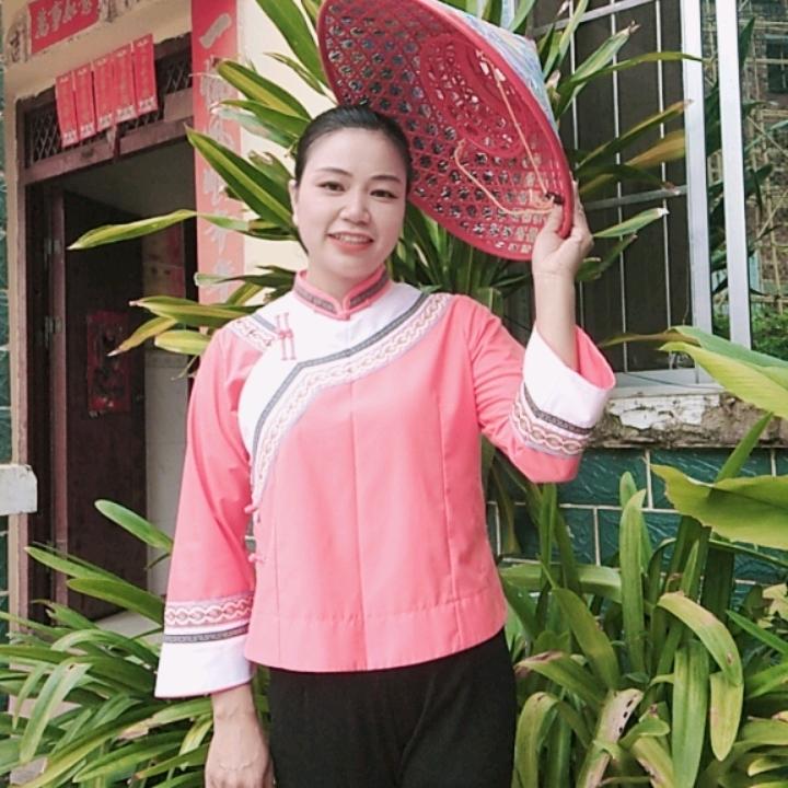 百色田林芒果姐姐