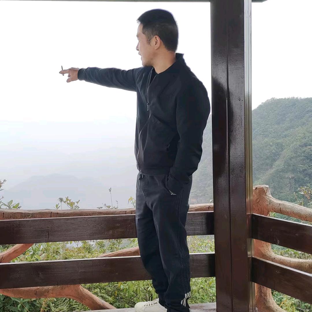 💞秀山飞哥💞