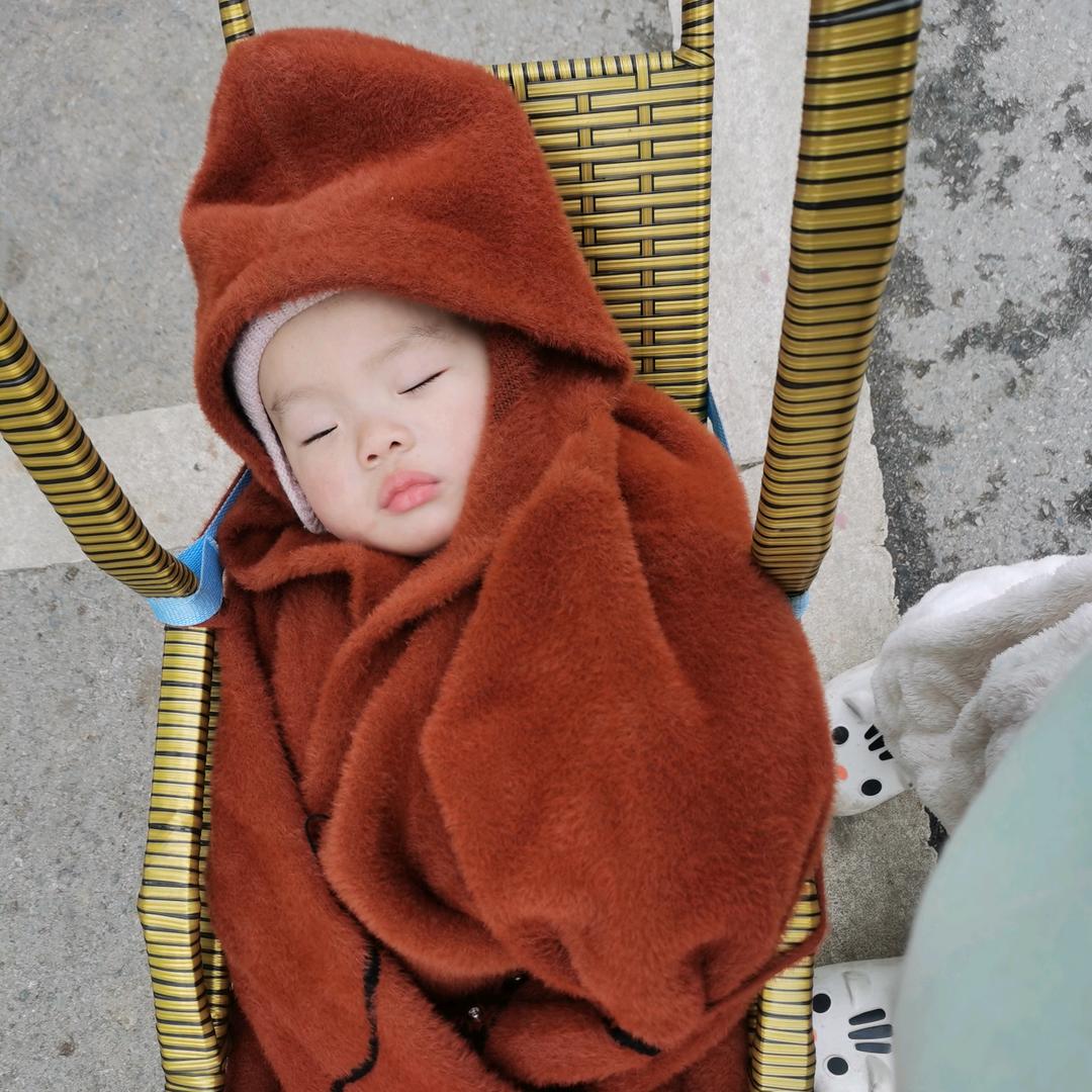 胡月大美丽