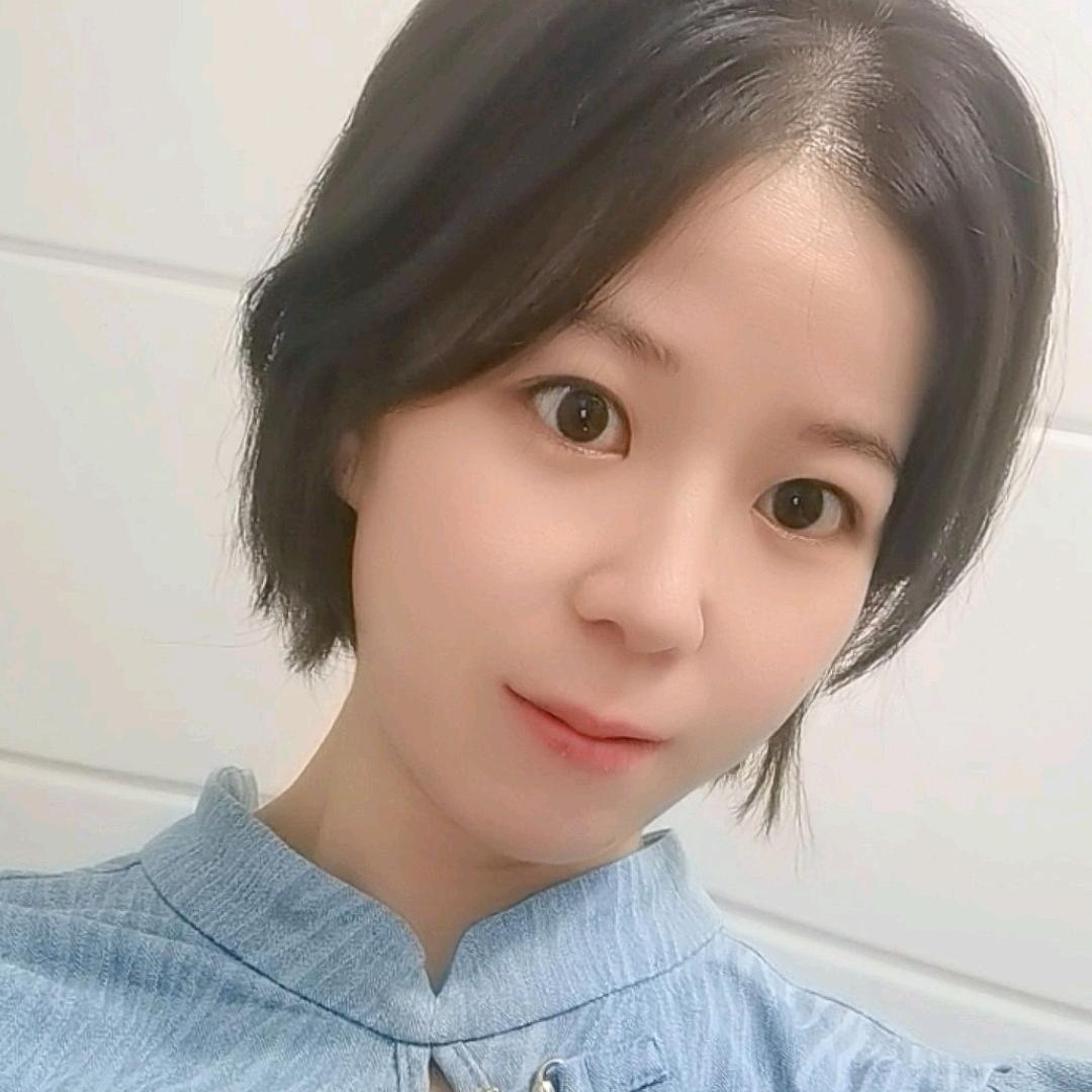 化妆师-廖家婷婷