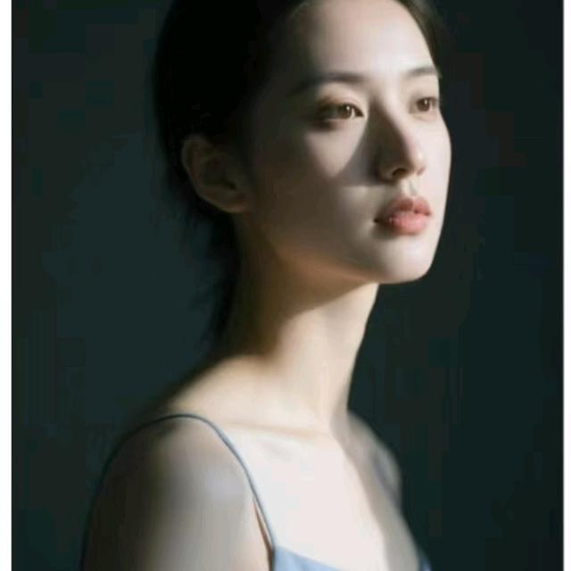 欧颜美学  丽丽