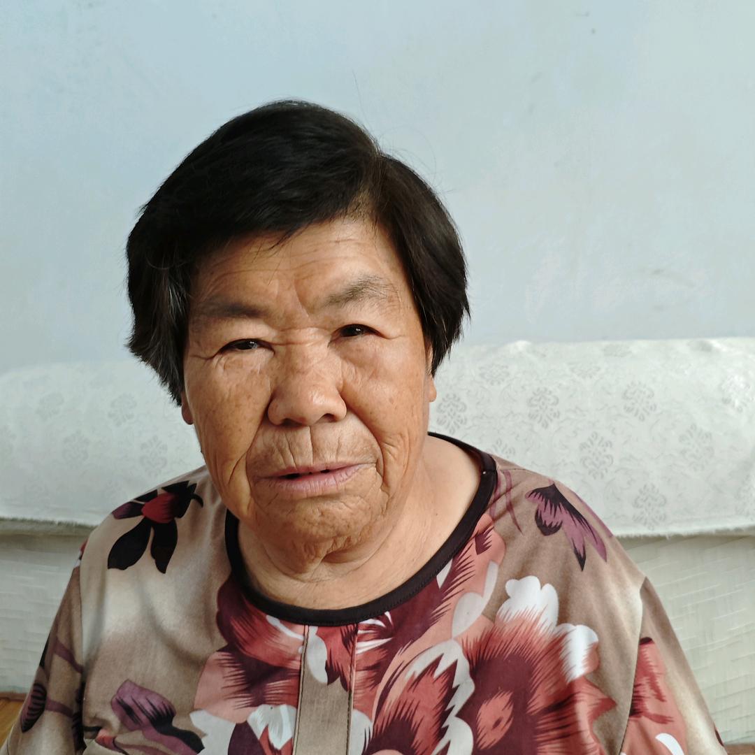 杨姐  下午6点10分开播