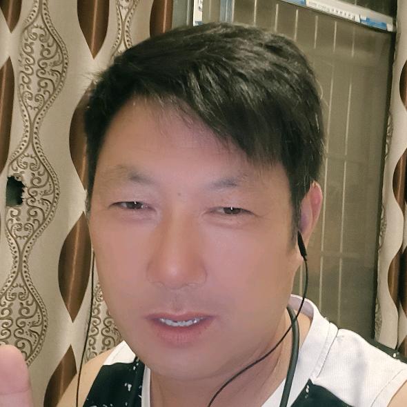 喜欢跳舞的军哥