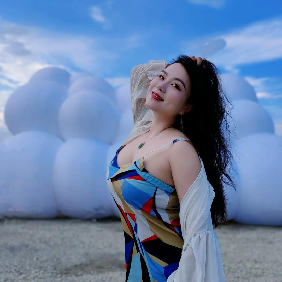 圈外女歌手蕾蕾