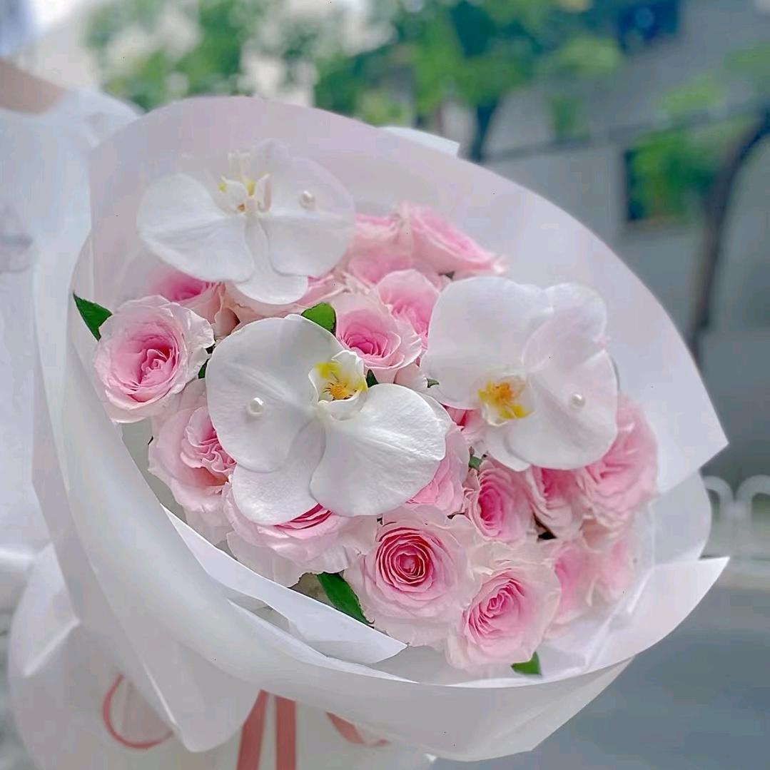 佳喜鲜花客服（昆明直发）