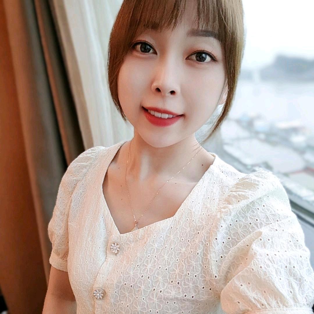 伊伊💫
