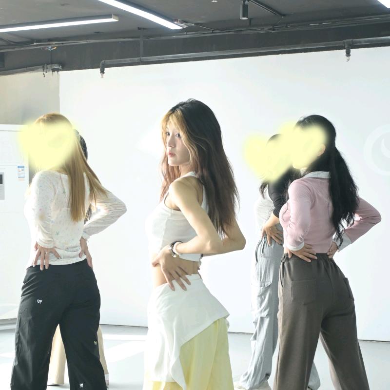 小e爱跳舞（直播版）