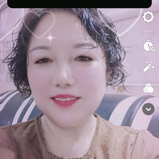 小芳爱唱歌🎤