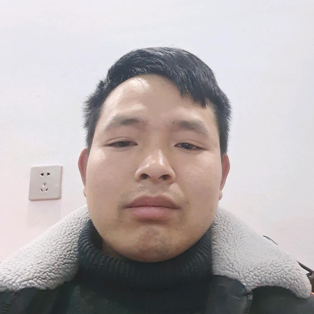 朱丹摆地摊