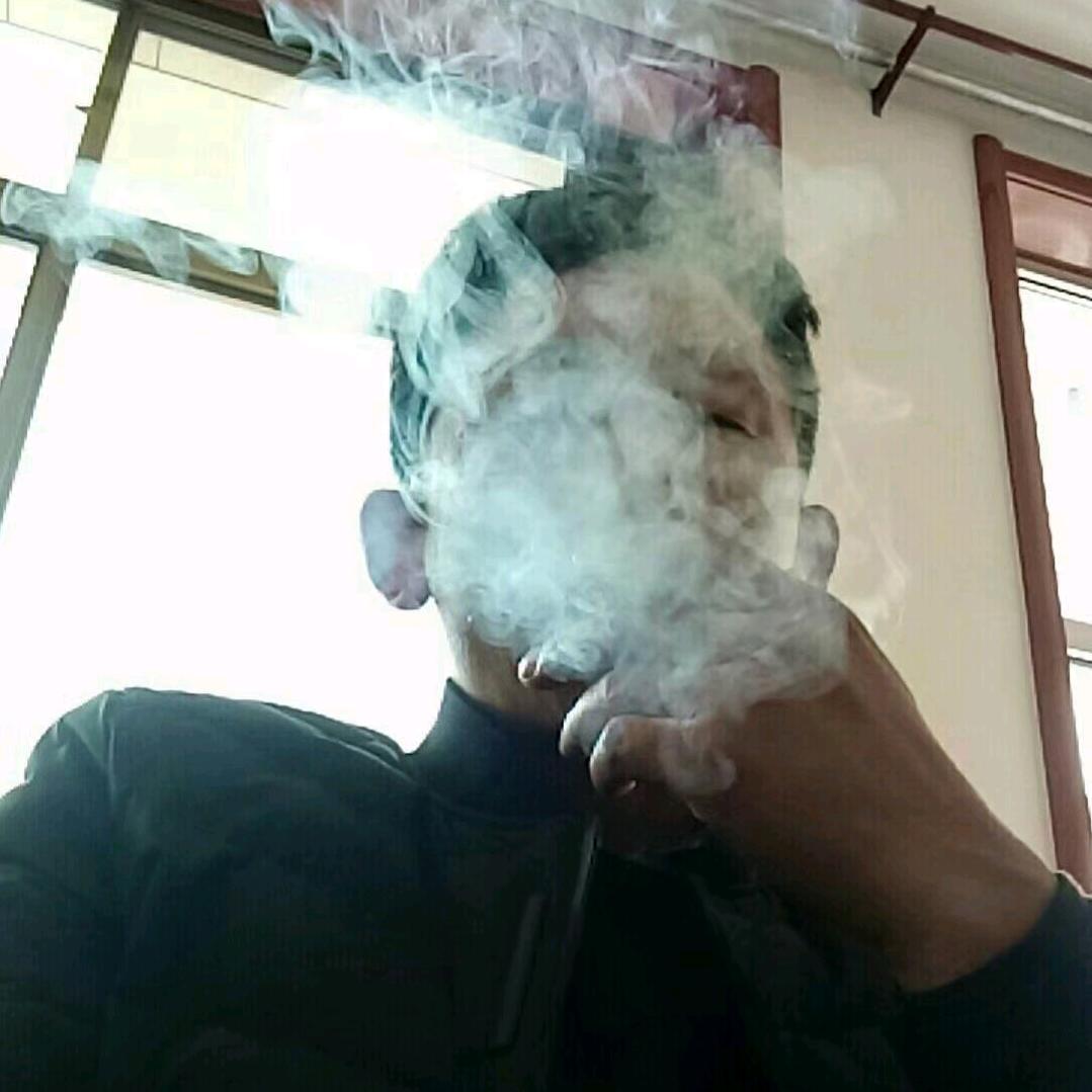 聋子听见哑巴说瞎子看见鬼了