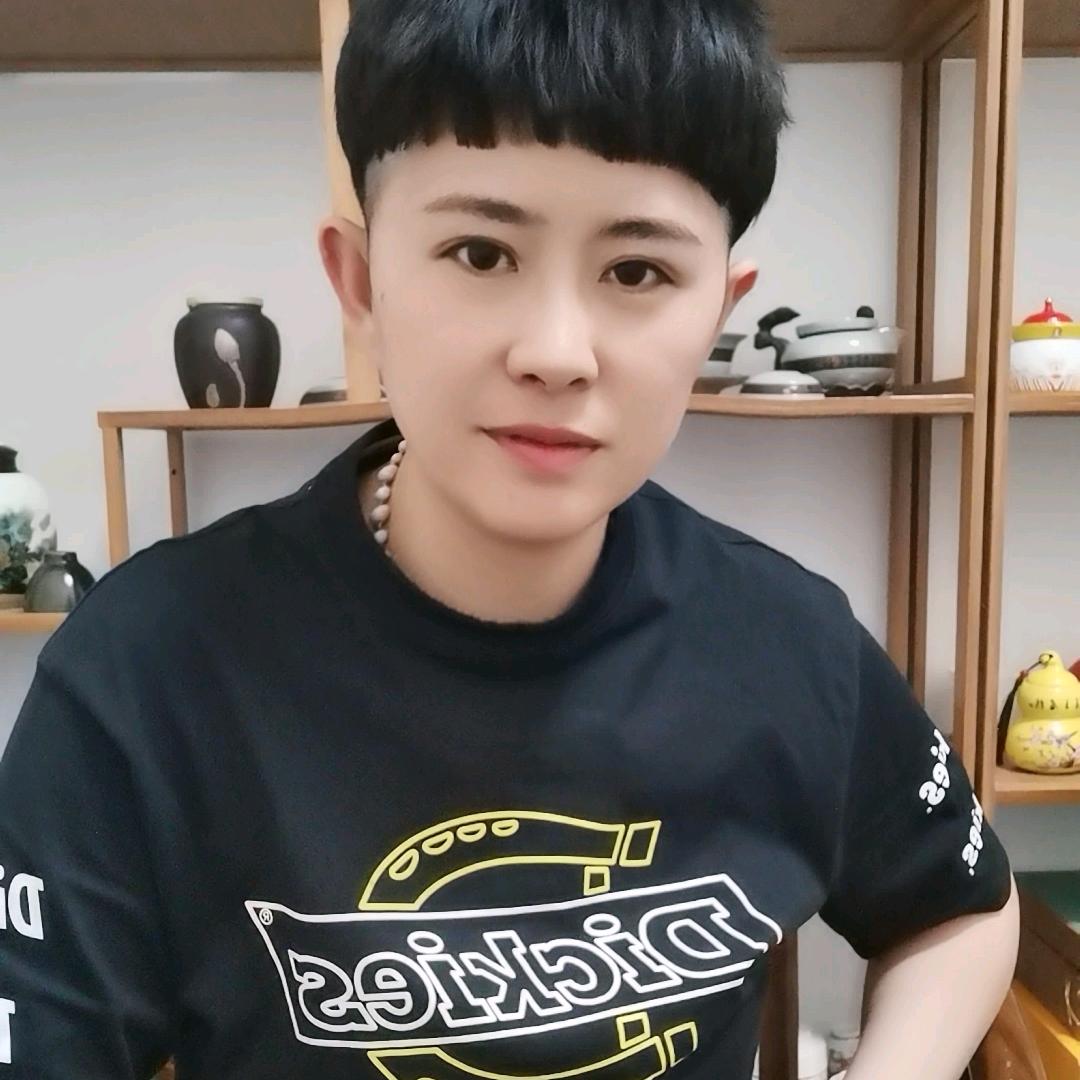 黄骅易维空间设计田大晶