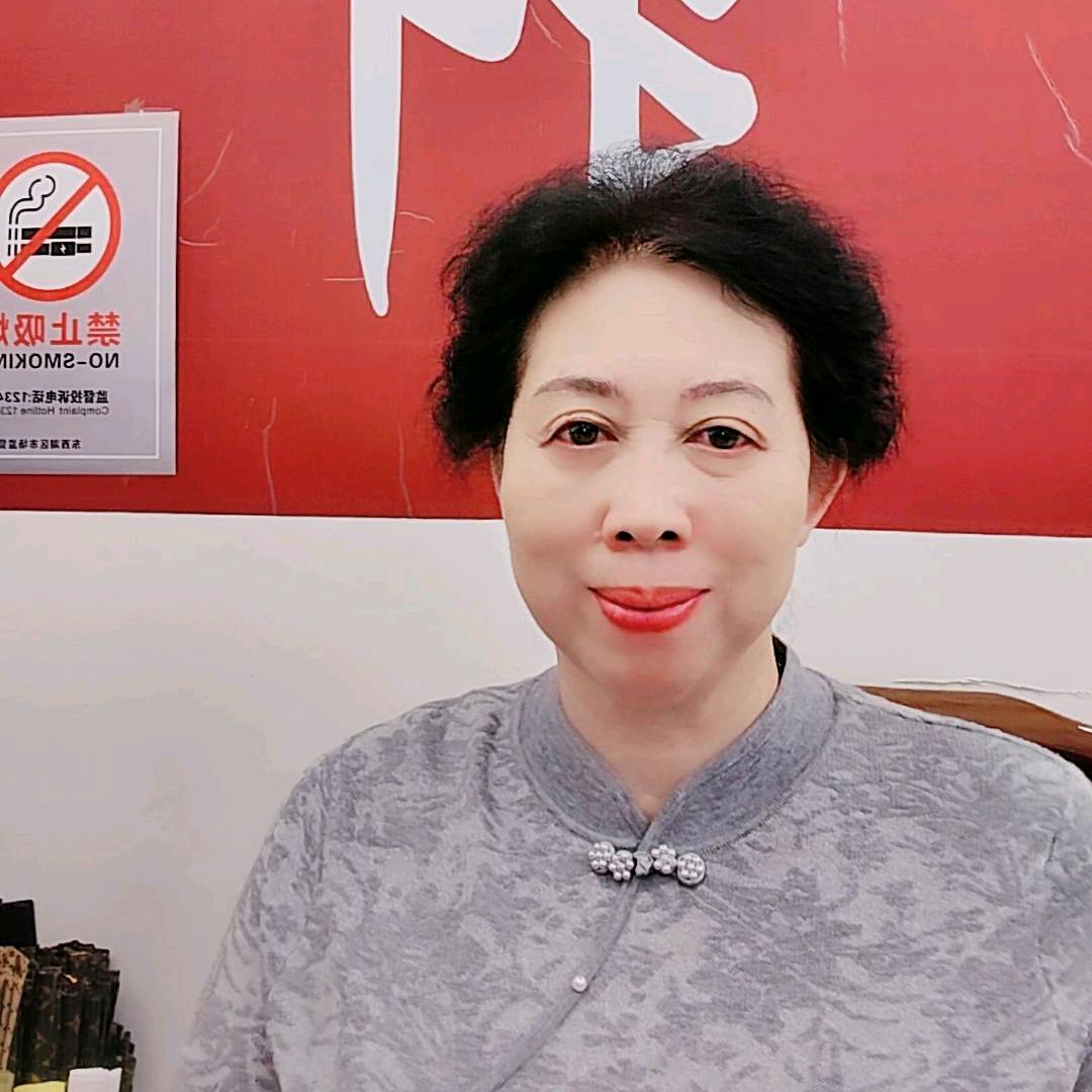 武汉市东西湖衣轩服装店