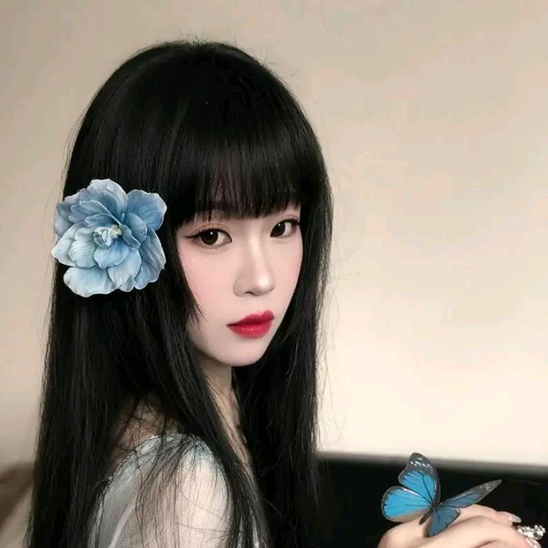 镜中月水中花