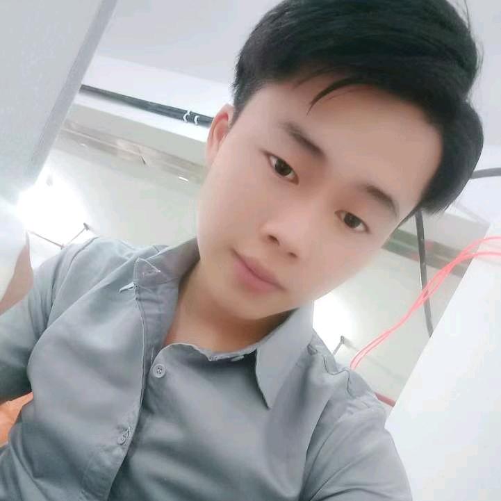 世豪   703