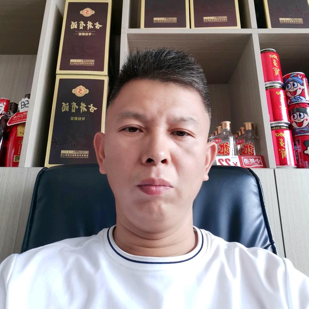 王良才，三胖子农家菜