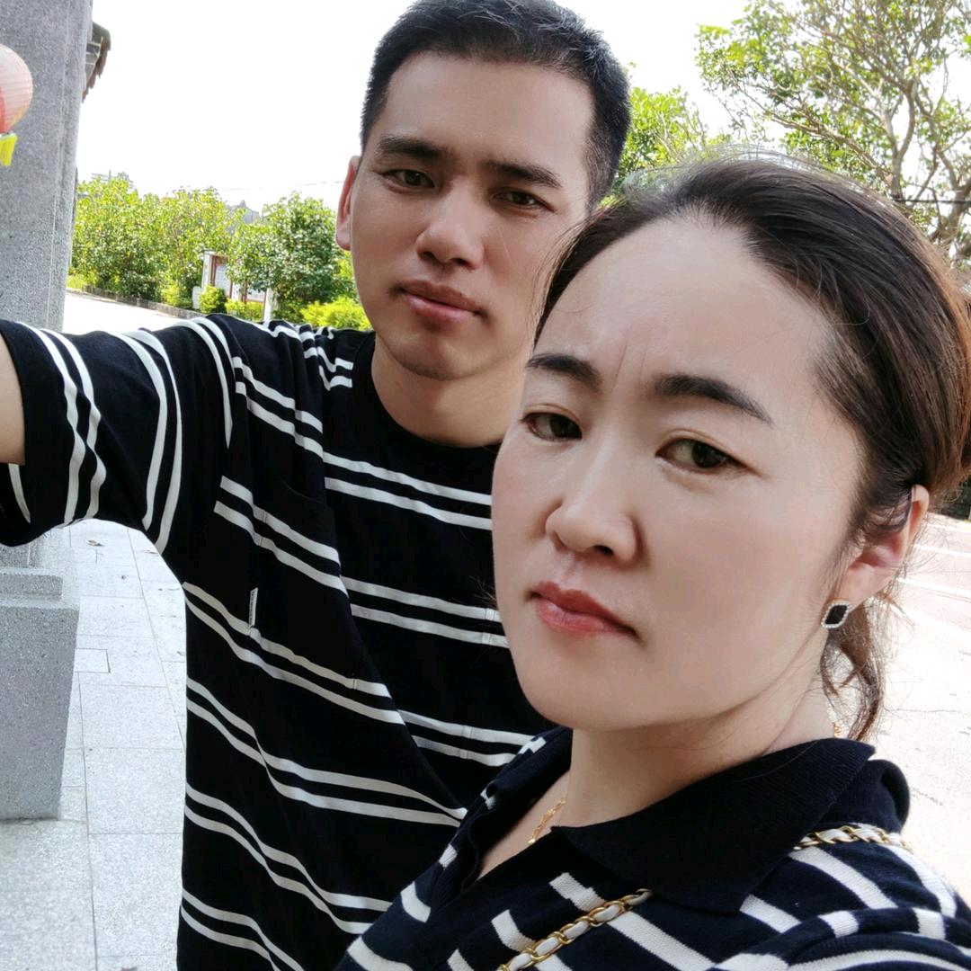 阿莲