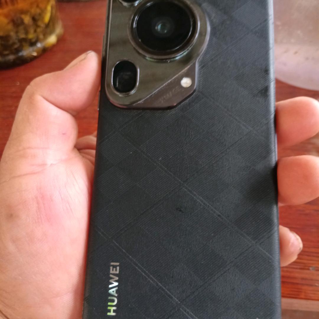 哥是你高攀不起的人