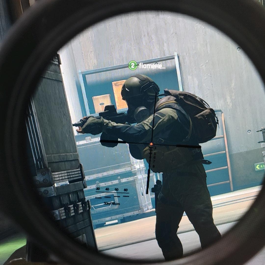 蜀衫（暗区突围pc）