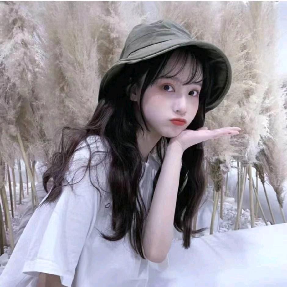 开心的小芳
