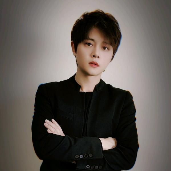 小颜哥