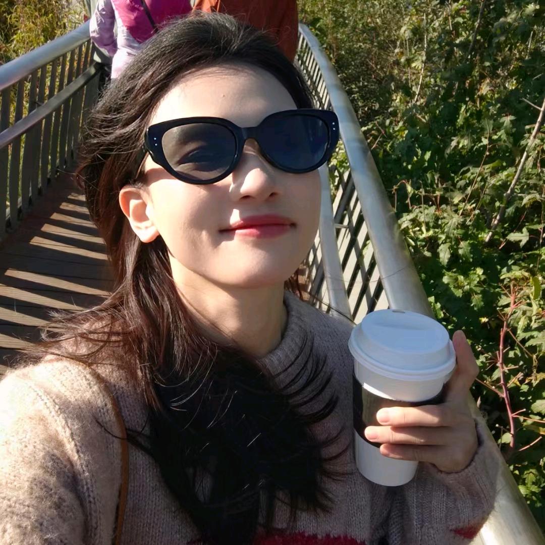 玉玉子 Ella