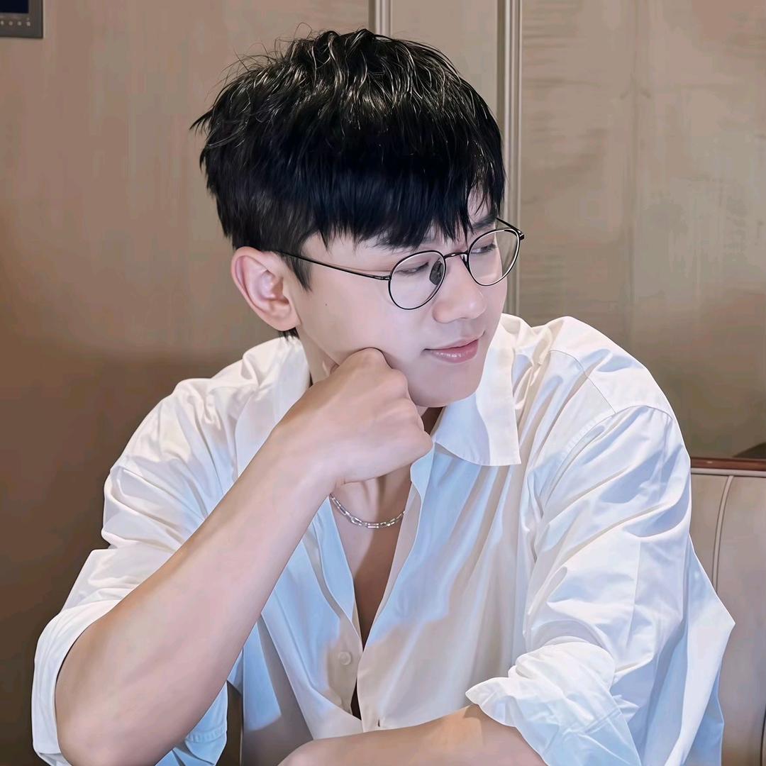 小王不迷茫（见过张杰一次）