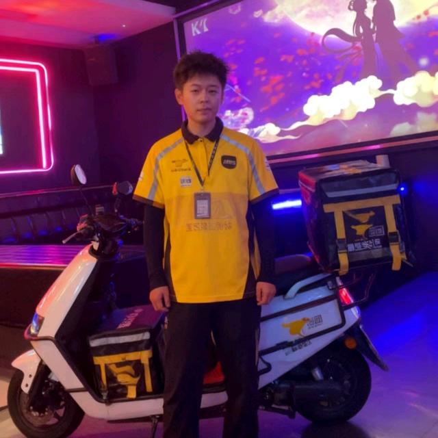 跑外卖还外债220W负债人