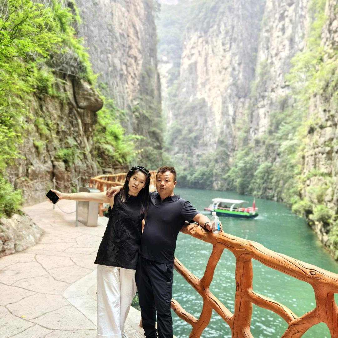 金丽缘美容美体会所（东关中学对面巷子里）