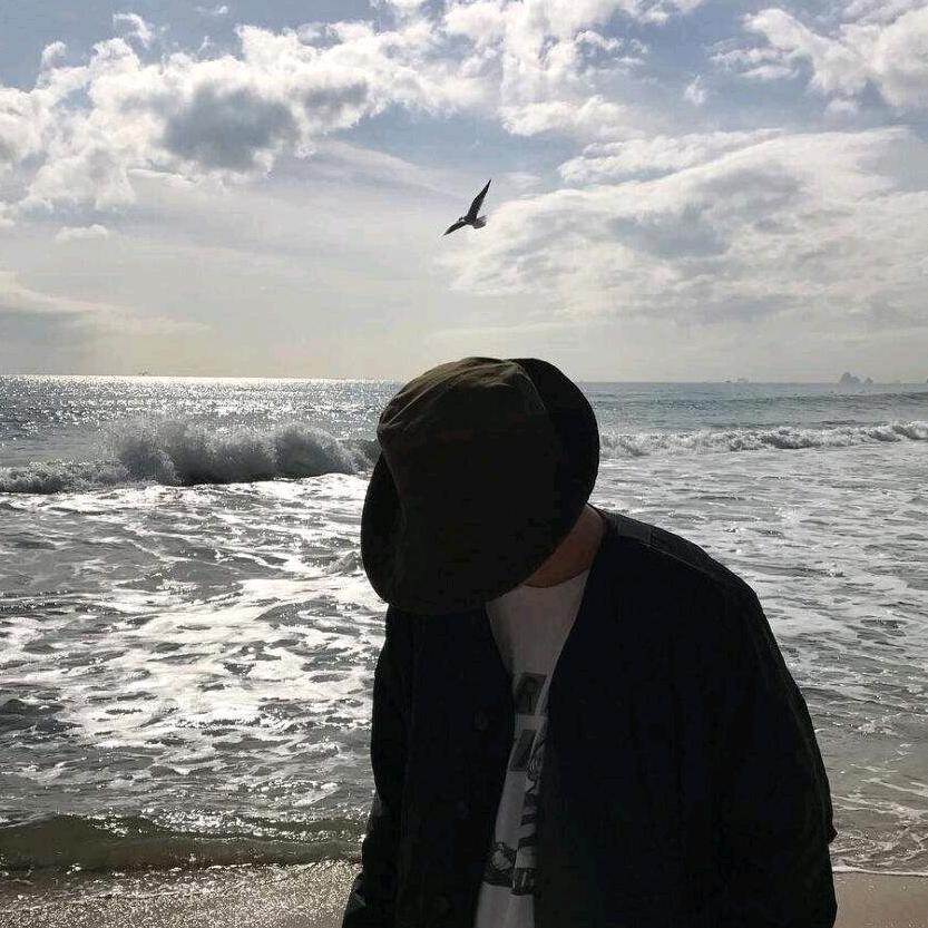 出租中队长丨工作室