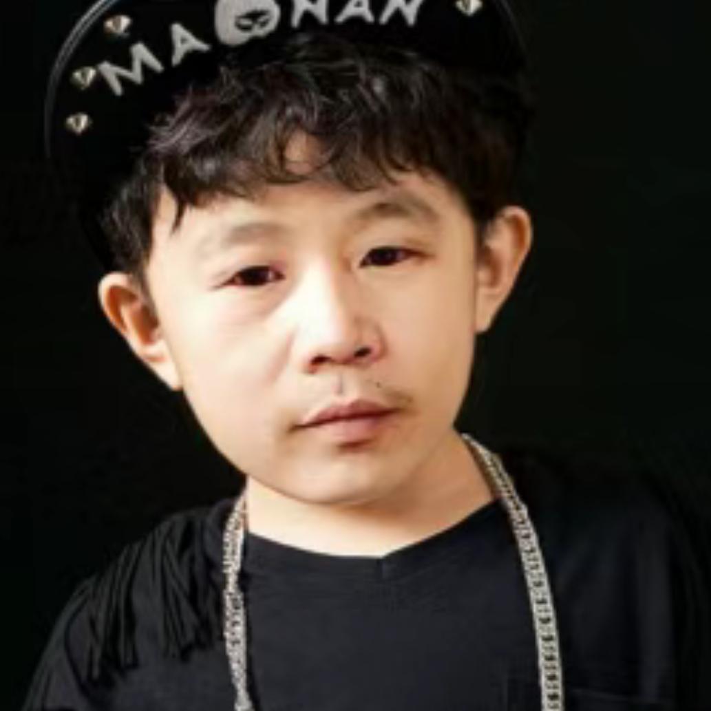 👊小伍哥