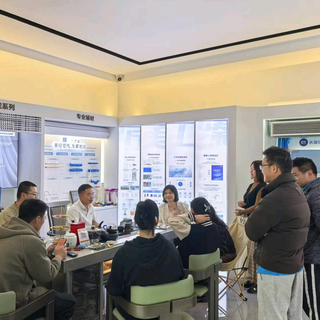 宾川美的中央空调专业设计施工队《王师傅》
