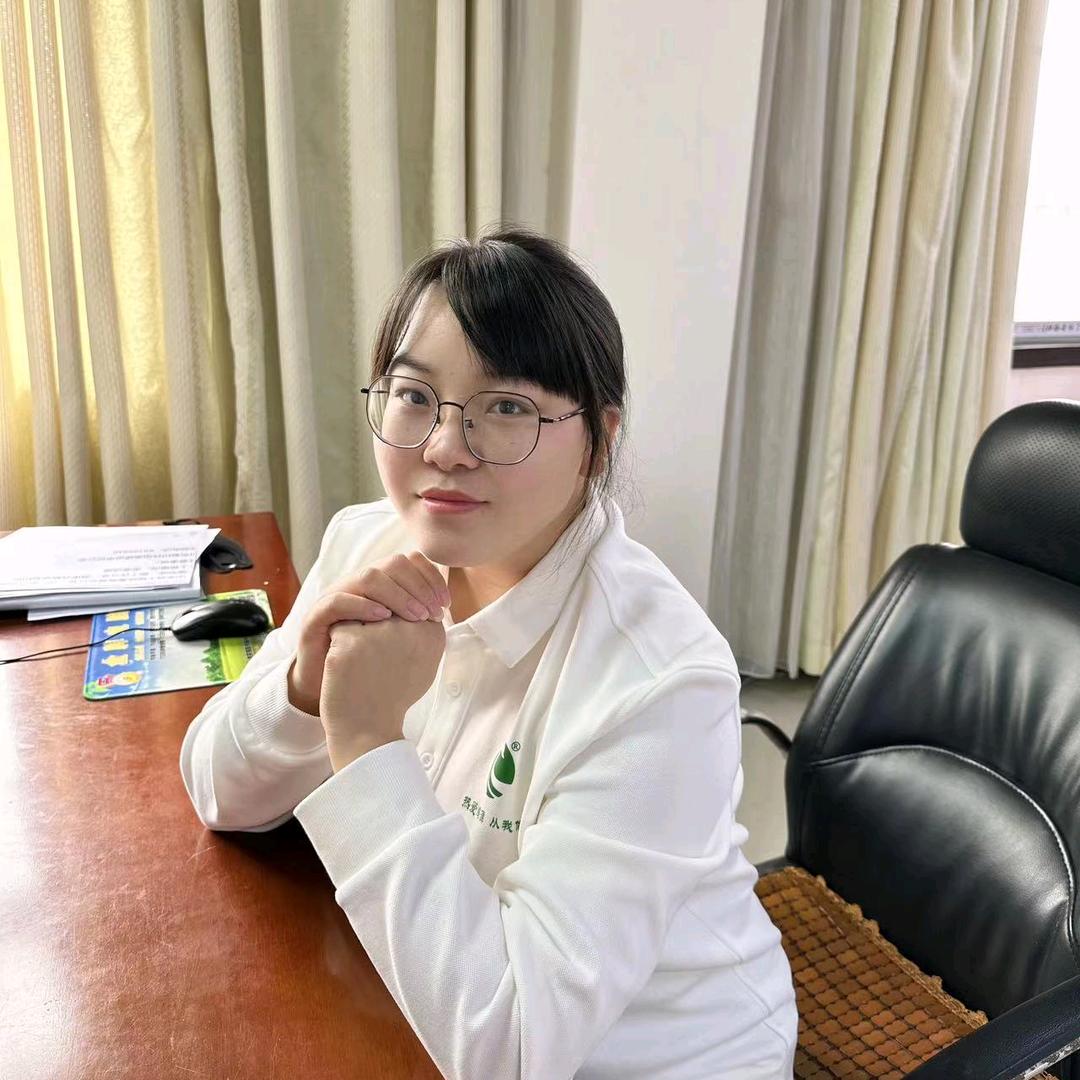 鸿源工厂老母鸡、肉鸭～吕玉玲
