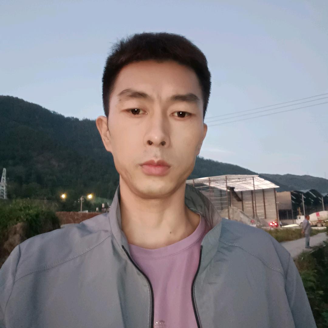军哥❣️💞