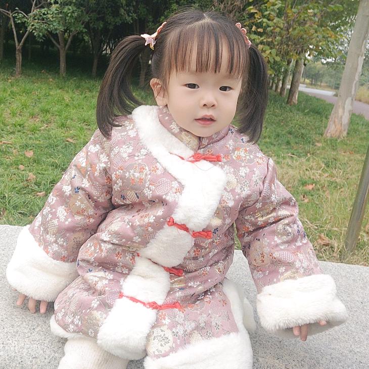 杨彤宝妈
