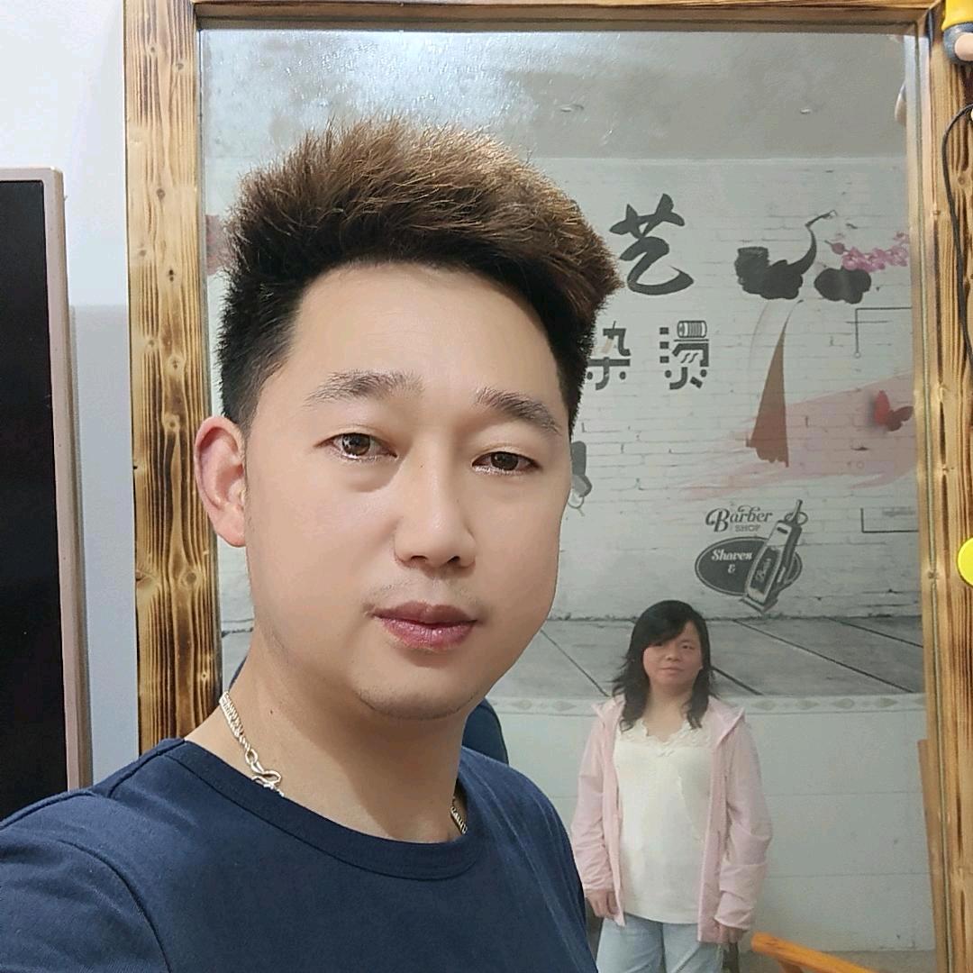 大表哥@