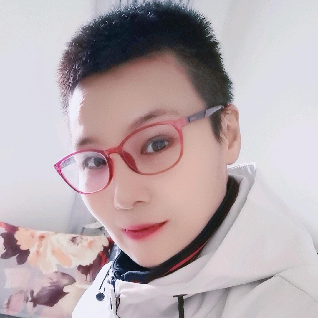 桦，笨笨🐷