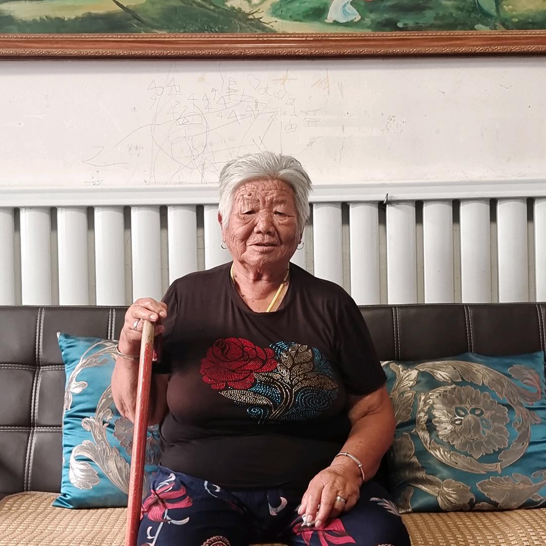 “90后”胖奶奶