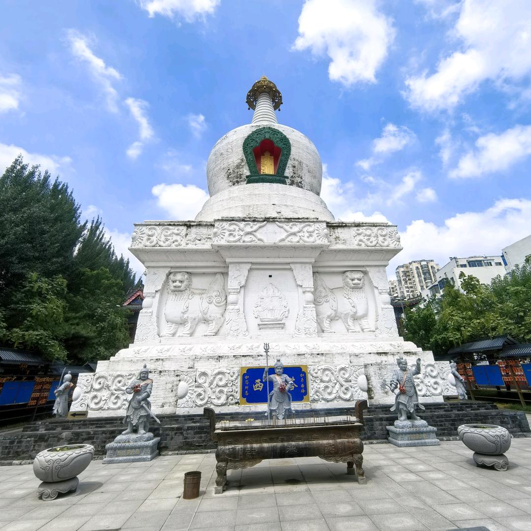 晴空万李
