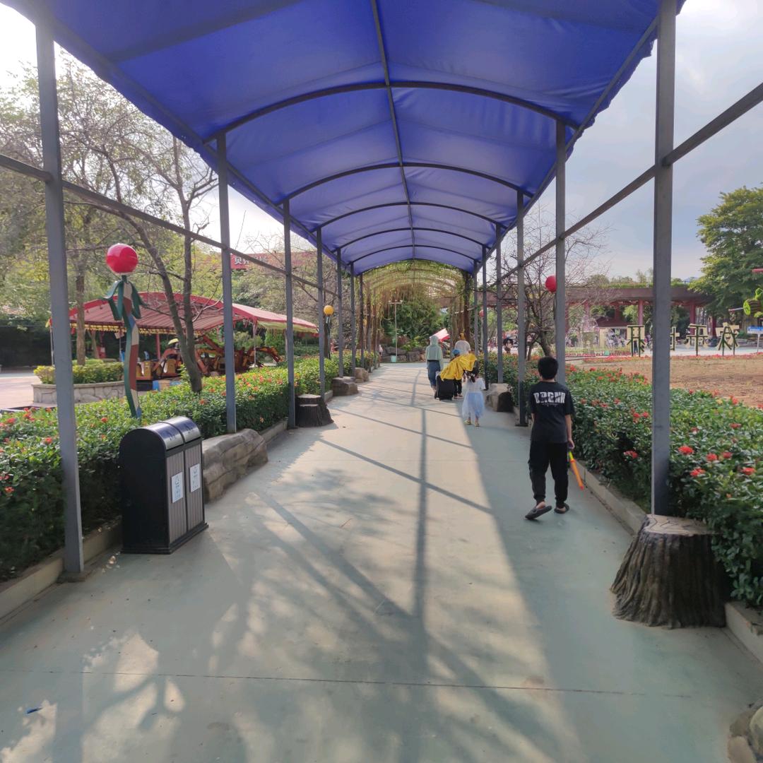 户外铝合金雨棚哥